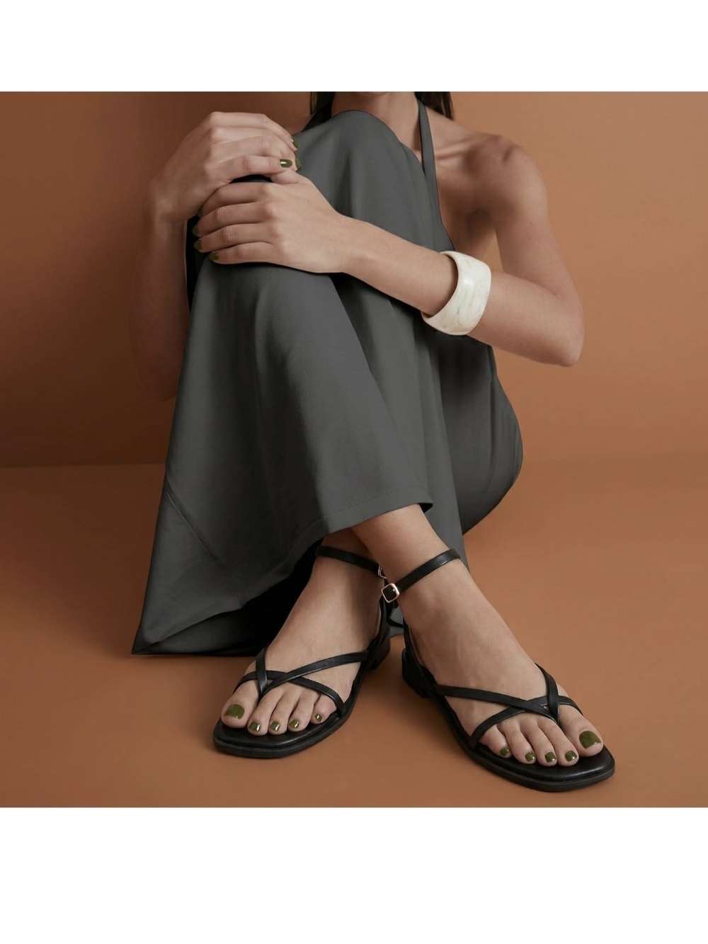 CUSHIONAIRE Women's Strappy Flat Sandals